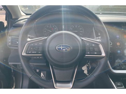 Certified 2025 Subaru Outback Premium AWD/4WD image 33
