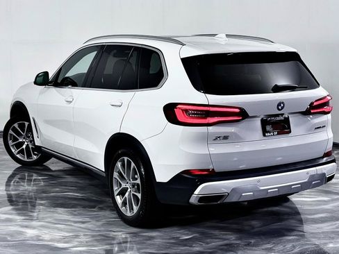 Used 2020 BMW X5 xDrive40i w/ Convenience Package AWD/4WD image 12