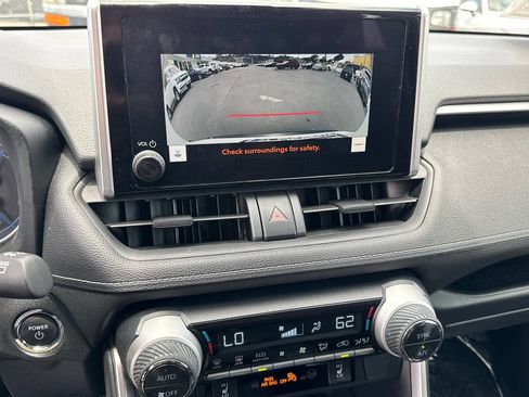 Used 2025 Toyota RAV4 XLE w/ Convenience Package AWD/4WD image 31