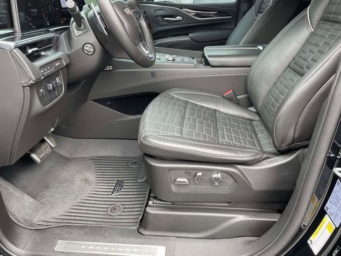 Certified 2023 Cadillac Escalade V image 22