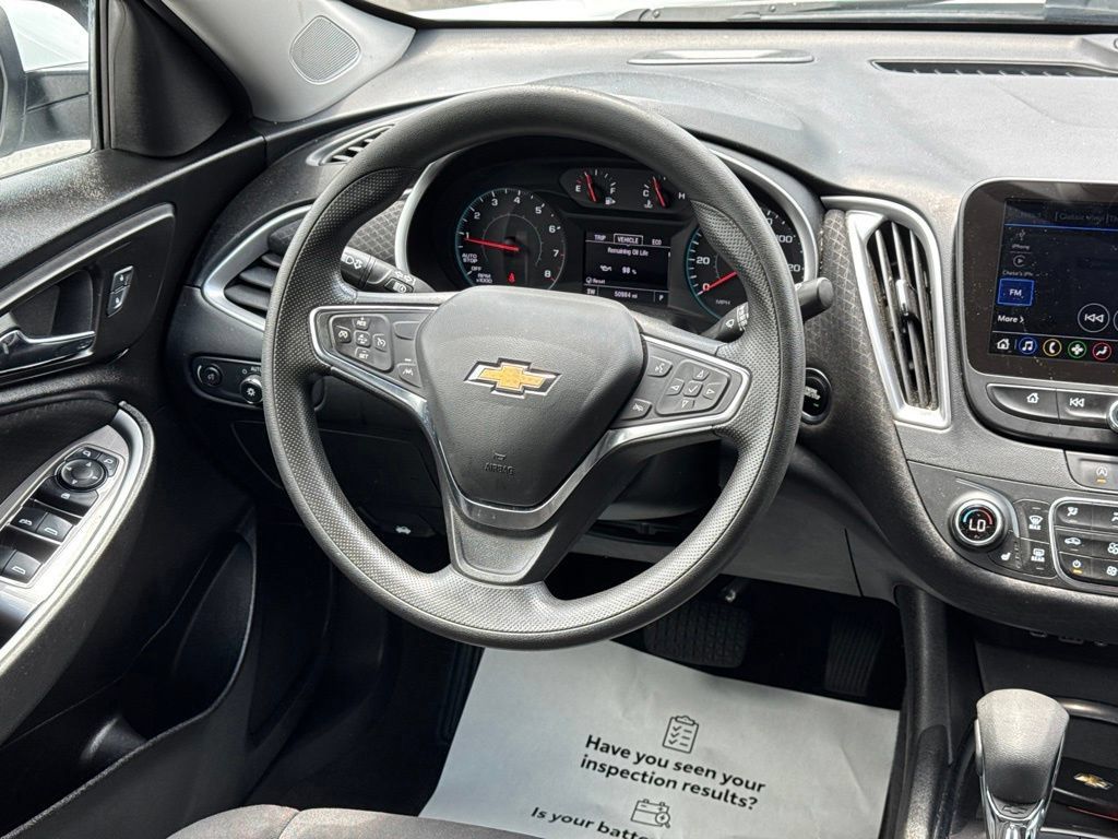 Used 2025 Chevrolet Malibu LT FWD image 18