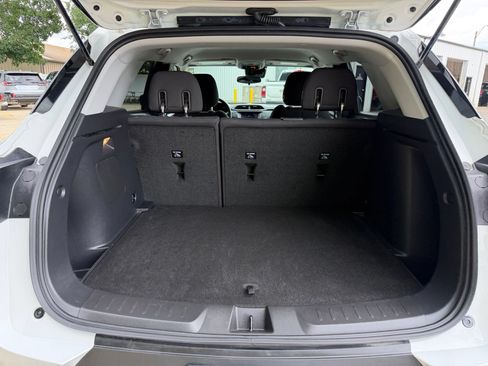 Used 2023 Chevrolet TrailBlazer LT FWD image 15