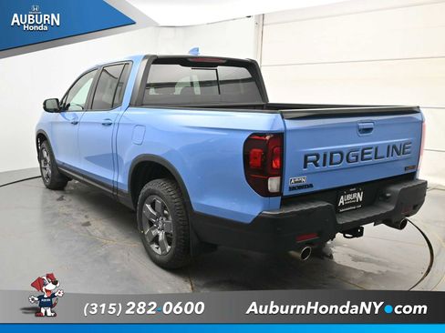 Used 2024 Honda Ridgeline TrailSport image 12