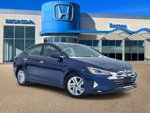 Used 2020 Hyundai Elantra SEL image 1