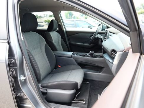 Used 2022 Nissan Rogue SV AWD/4WD image 24