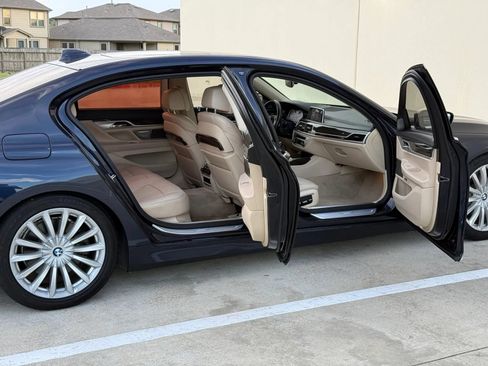 Used 2016 BMW 740i RWD image 20