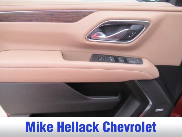 Used 2024 Chevrolet Tahoe Premier AWD/4WD image 27