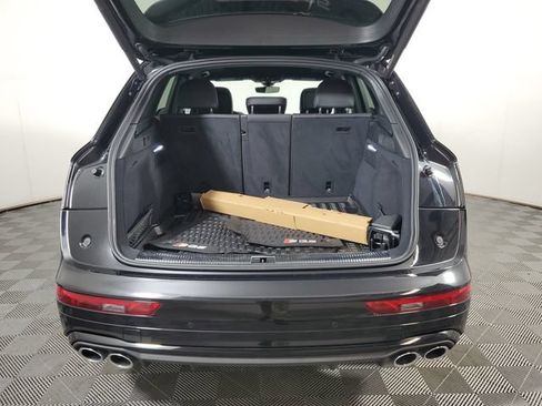 Used 2023 Audi SQ5 Prestige AWD/4WD image 5