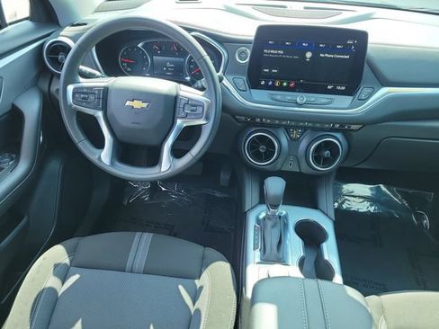 Used 2025 Chevrolet Blazer LT FWD image 14