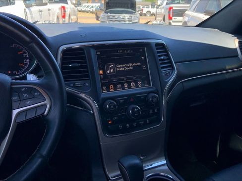 Used 2016 Jeep Grand Cherokee Limited w/ Trailer Tow Group IV image 7