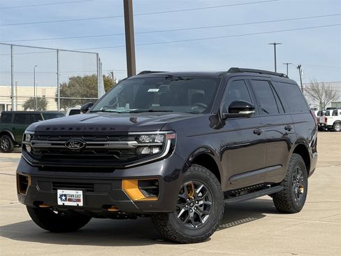 New 2025 Ford Expedition Tremor image 2