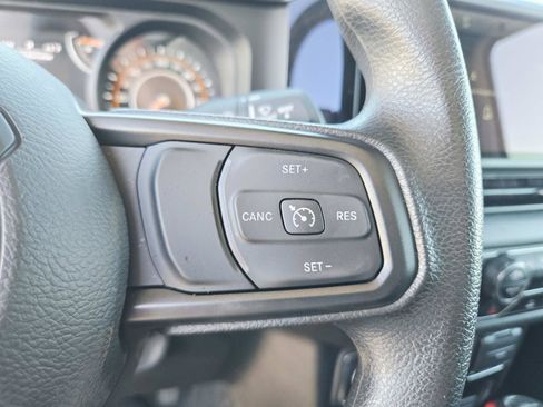 Used 2024 Jeep Gladiator Sport image 24