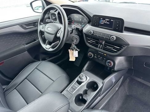 Used 2020 Ford Escape S image 11