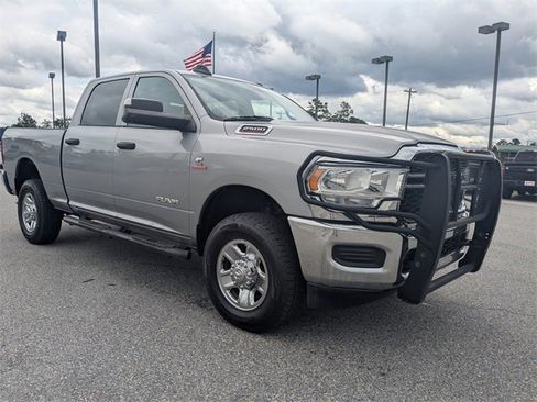 Used 2021 RAM 2500 Tradesman w/ Chrome Appearance Group image 2