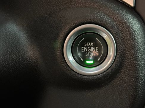 Used 2022 Chevrolet Silverado 1500 RST image 21