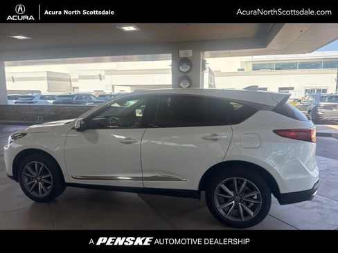 Used 2023 Acura RDX AWD w/ Technology Package image 7