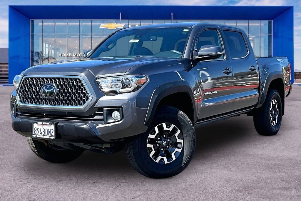 Used 2018 Toyota Tacoma TRD Off-Road w/ Technology Package AWD/4WD image 33