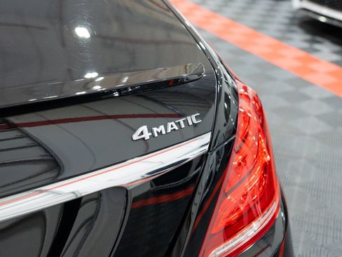 Used 2017 Mercedes-Benz S 550 4MATIC Sedan image 10
