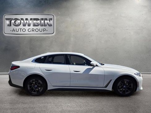 Used 2023 BMW i4 eDrive40 RWD image 3