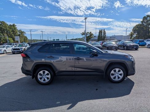 Used 2024 Toyota RAV4 LE image 7