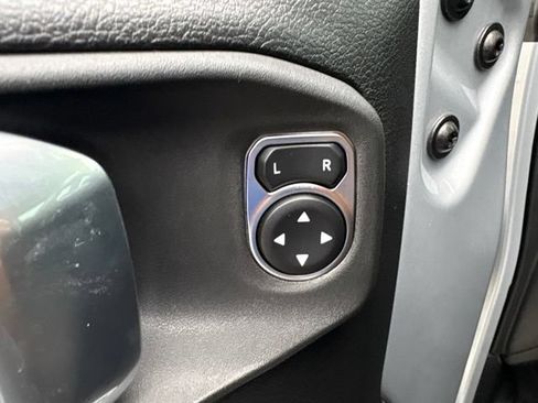 Used 2023 Jeep Wrangler Rubicon w/ Cold Weather Group AWD/4WD image 11