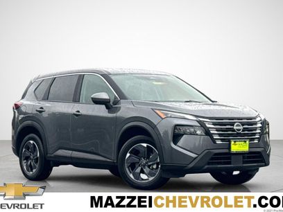 Used 2025 Nissan Rogue SV
