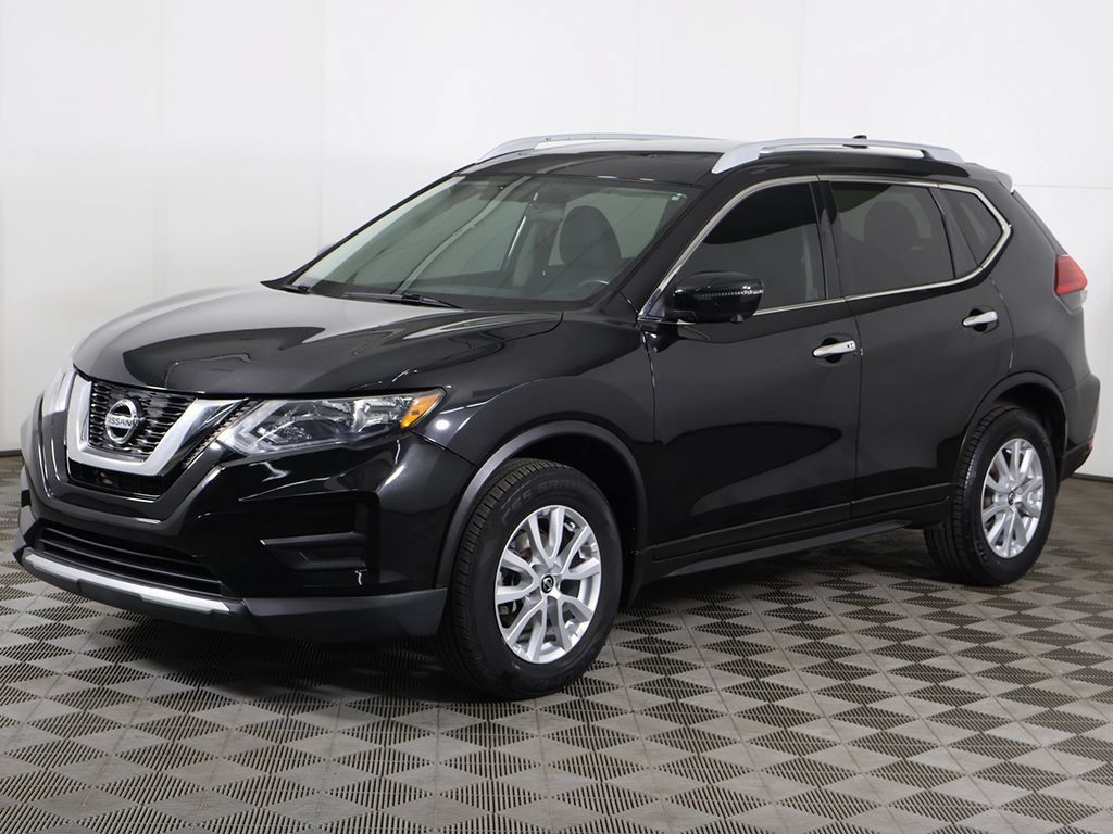 Used 2017 Nissan Rogue SV AWD/4WD image 9