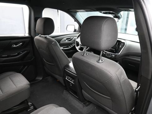 Used 2023 Chevrolet Traverse LT FWD image 44
