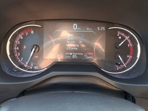 Certified 2025 Toyota RAV4 LE FWD image 22