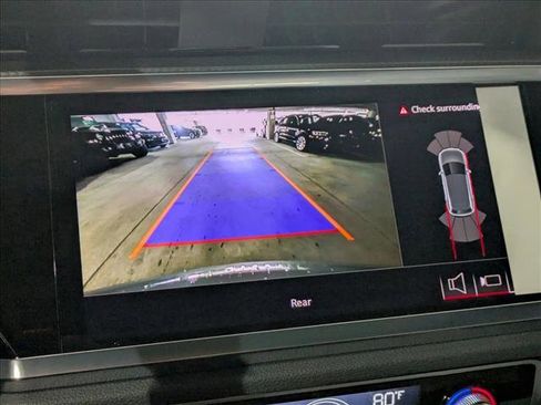 New 2025 Audi Q3 2.0T Premium image 14