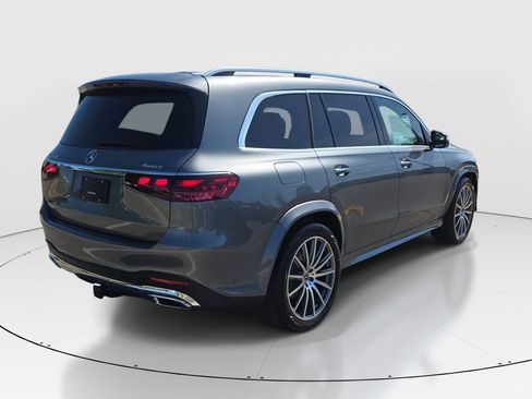 New 2025 Mercedes-Benz GLS 450 4MATIC image 5