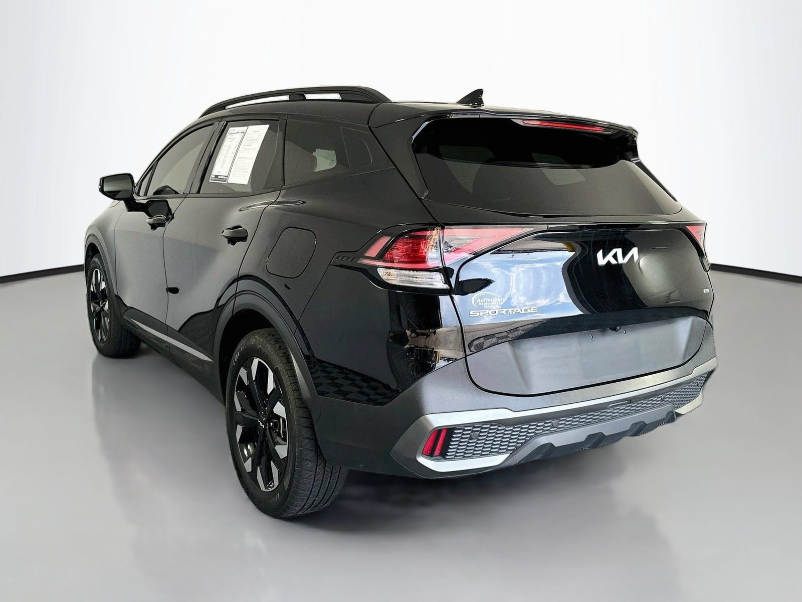 Used 2024 Kia Sportage X-Line w/ X-Line Premium Package AWD/4WD image 5