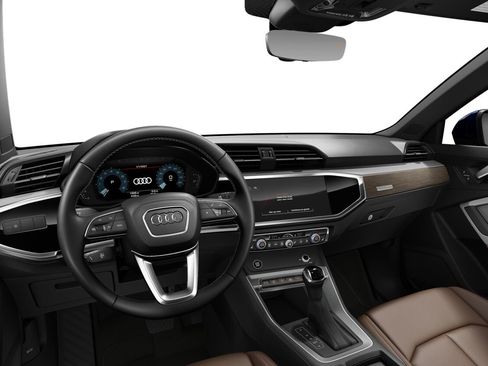 Certified 2022 Audi Q3 2.0T Premium w/ Convenience Package AWD/4WD image 3