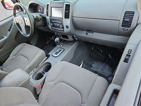 Used 2021 Nissan Frontier SV AWD/4WD image 19