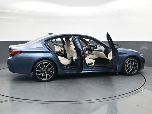 Used 2023 BMW 540i w/ M Sport Package RWD image 36