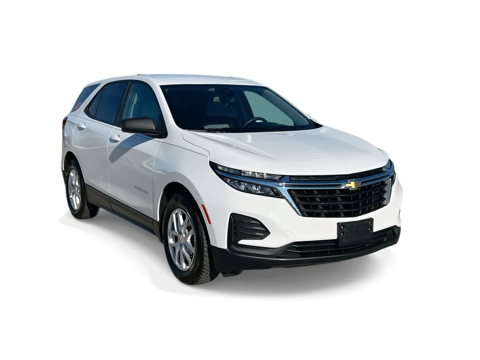 Used 2022 Chevrolet Equinox LS FWD image 2