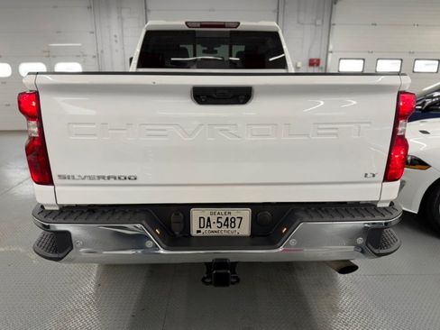 Used 2023 Chevrolet Silverado 2500 LT w/ Convenience Package AWD/4WD image 8