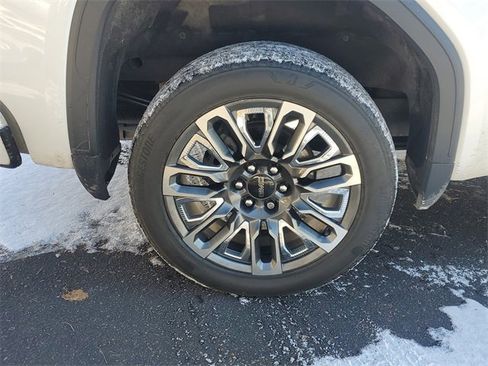 Used 2023 GMC Sierra 1500 Denali Ultimate image 5