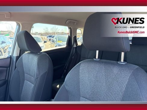 Used 2025 Nissan Rogue SV AWD/4WD image 15