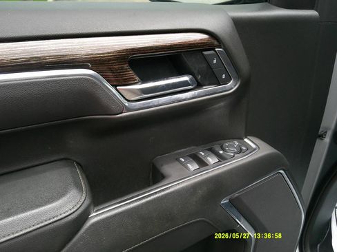 Used 2025 GMC Sierra 1500 Elevation w/ X31 Off-Road Package AWD/4WD image 10