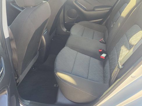 Used 2016 Kia Forte LX image 12