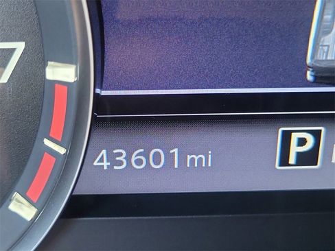 Certified 2023 Nissan Frontier SV w/ SV Convenience Package image 8