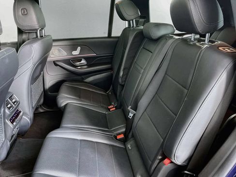 Used 2022 Mercedes-Benz GLS 450 4MATIC image 32
