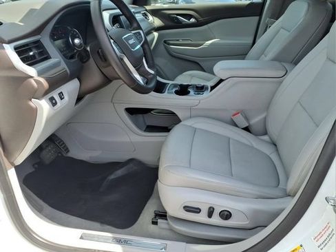 Used 2023 GMC Acadia SLT AWD/4WD image 21