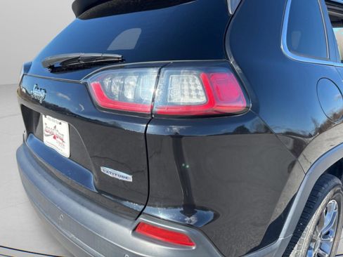 Used 2019 Jeep Cherokee Latitude Plus image 8