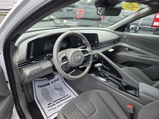 Used 2025 Hyundai Elantra Sport FWD video 2