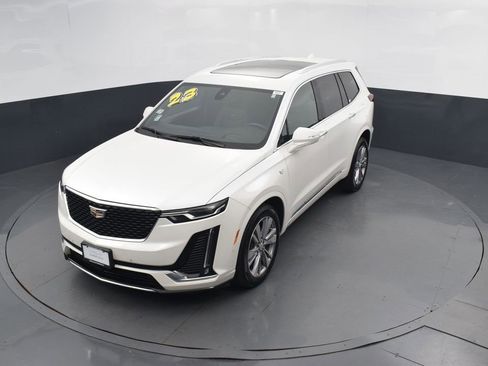 Used 2023 Cadillac XT6 Premium Luxury w/ Technology Package image 42