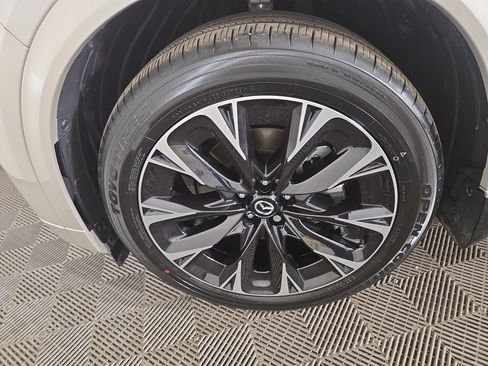 Certified 2025 MAZDA CX-90 3.3 Turbo S w/ Premium Package image 35