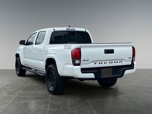 Used 2023 Toyota Tacoma SR image 5