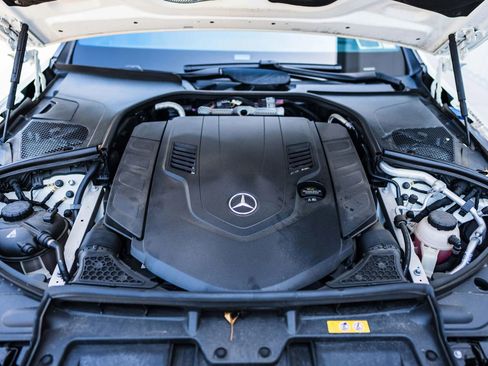 Used 2022 Mercedes-Benz S 580 4MATIC Sedan image 40